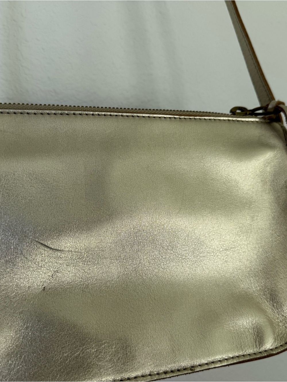 Madewell Metallic Gold Crossbody Bag - Picture 4 of 5